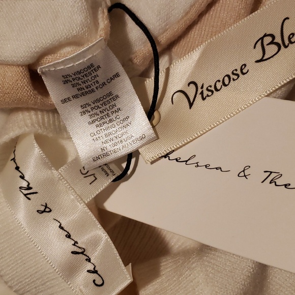 Chelsea & Theodore Sweater - Picture 9 of 10